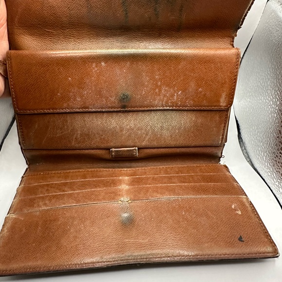 LV well loved Sarah wallet - Picture 3 of 6